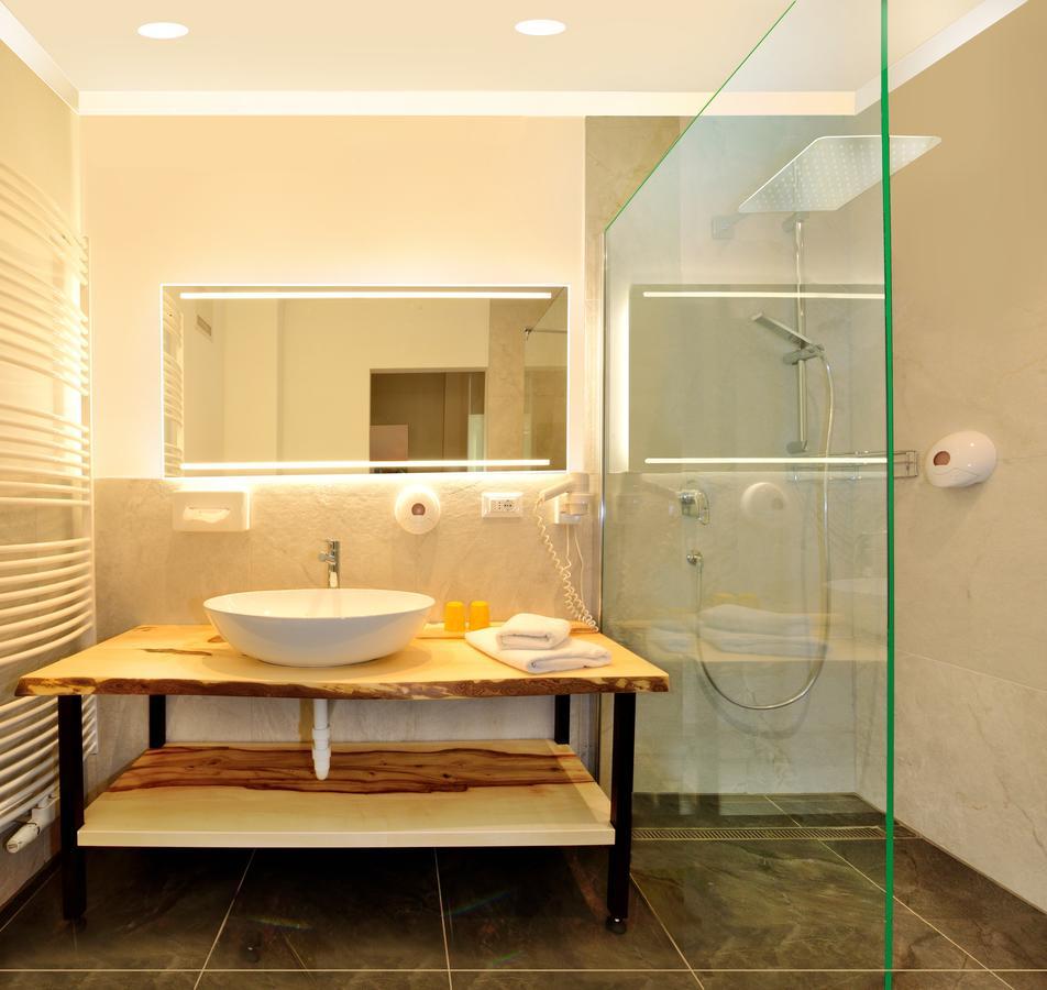 Hotel Floetscherhof Natz-Schabs ภายนอก รูปภาพ
